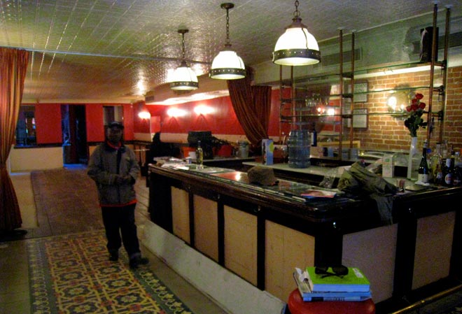 Xai Xai Winebar